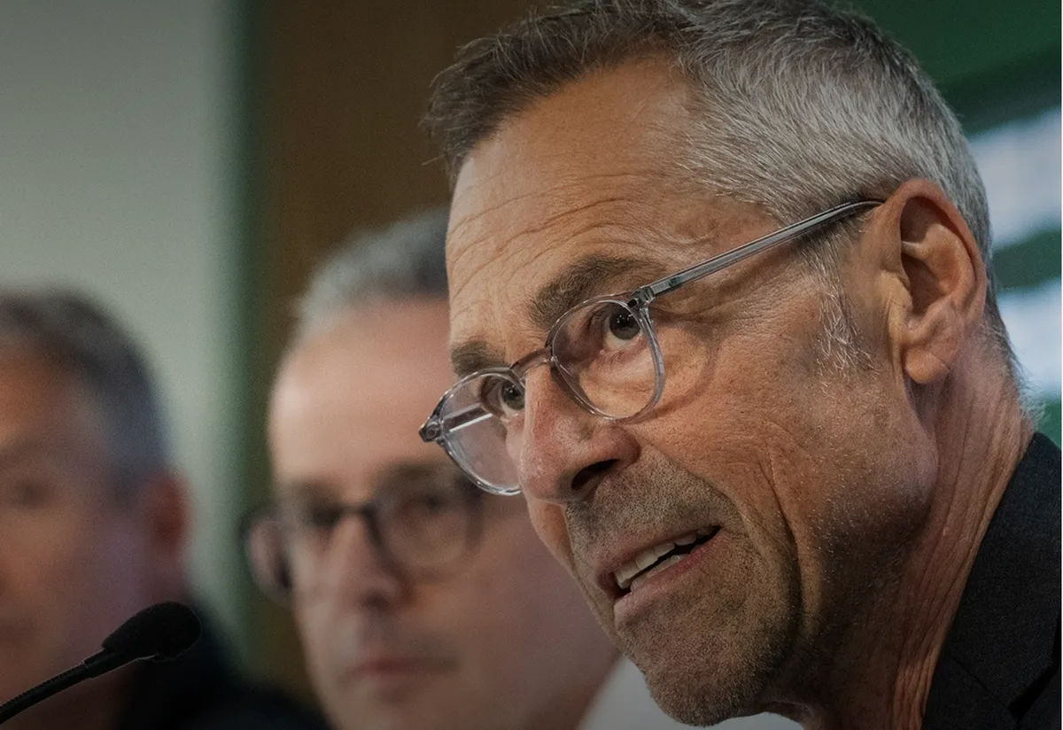 Matthias Hüppi an der Medienkonferenz vom 17.5.2026