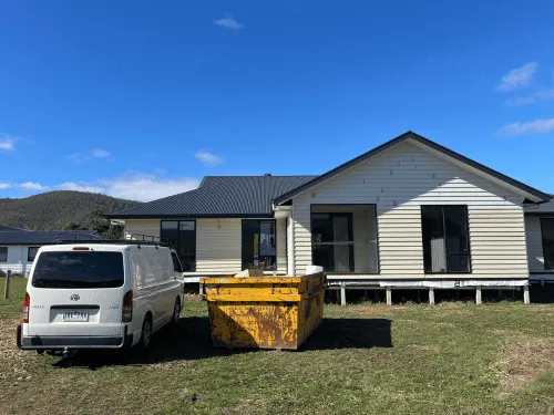 Roof Painting in Mount Waverley