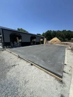 Salisbury Concrete builds and installs Slab