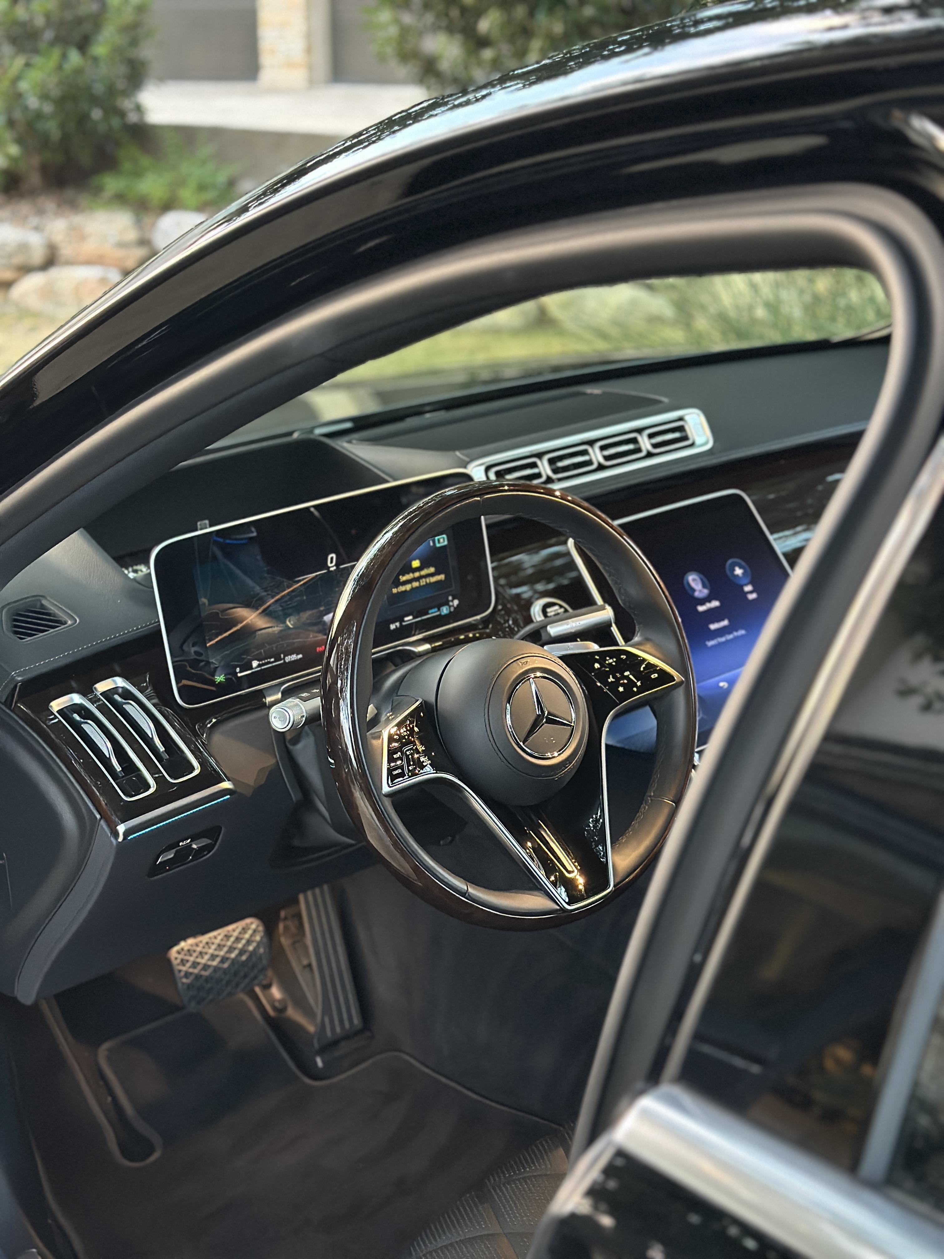 Interior detail on coupe in 78253