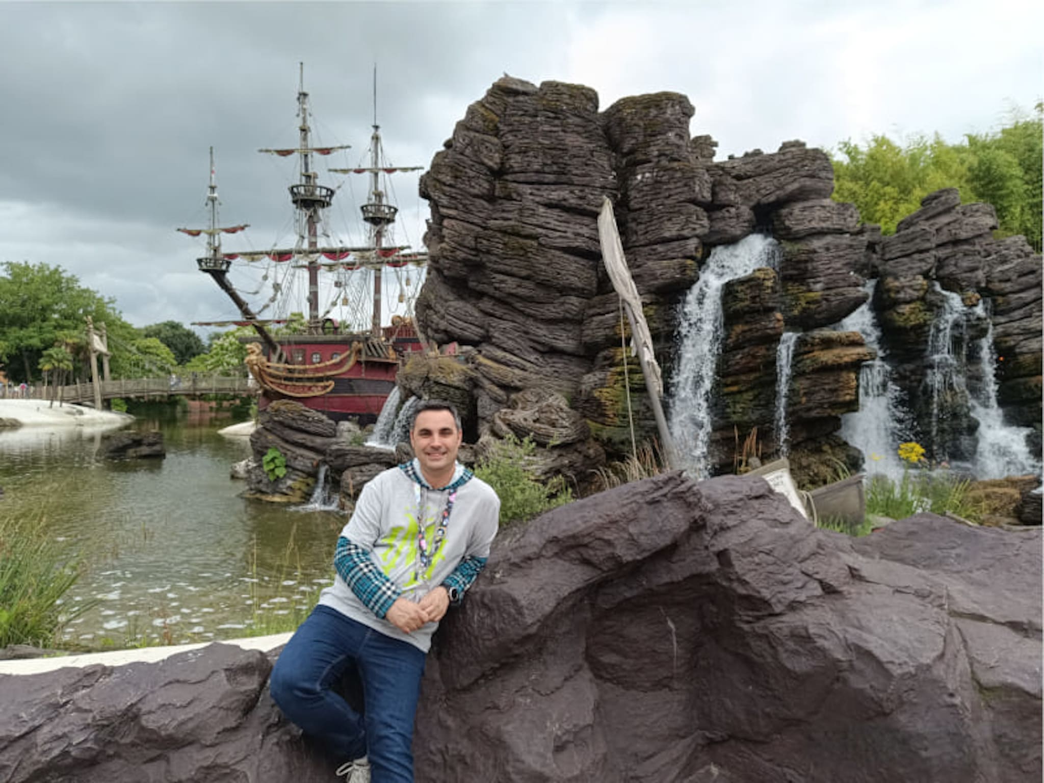 Adventureland en Disneyland Paris durante un viaje Disney