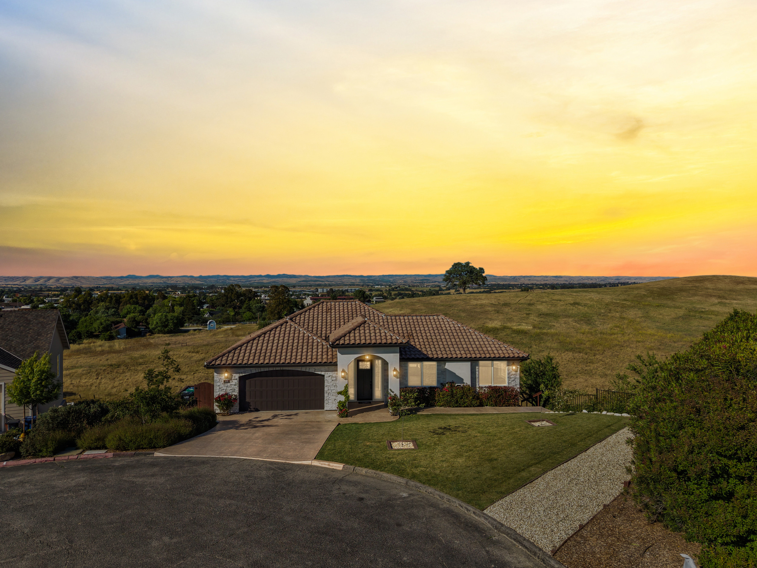 Amber Johnson Pillar Real Estate Central Coast