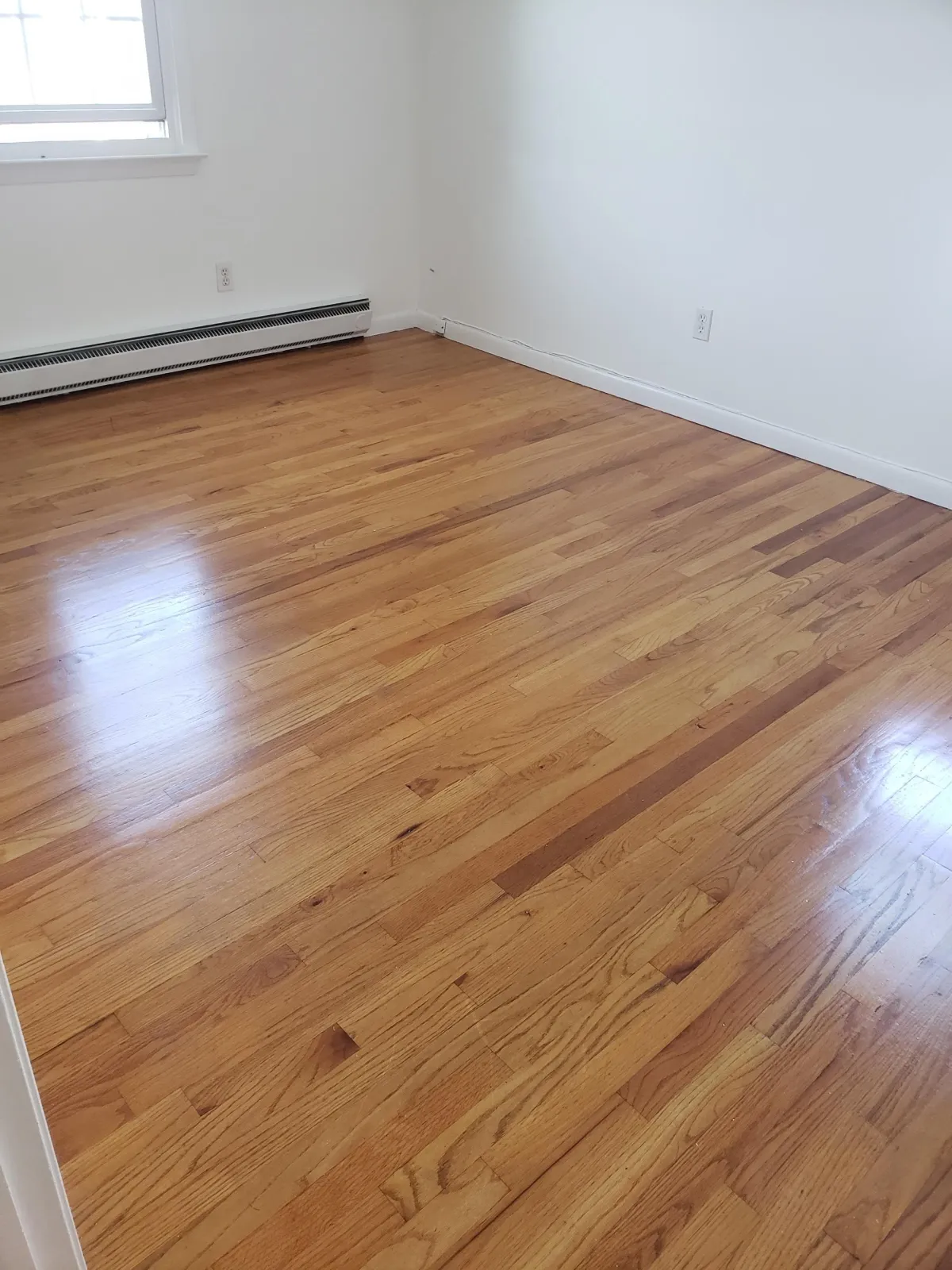 Norwalk, CT Hardwood Floor Installation & Refinishing