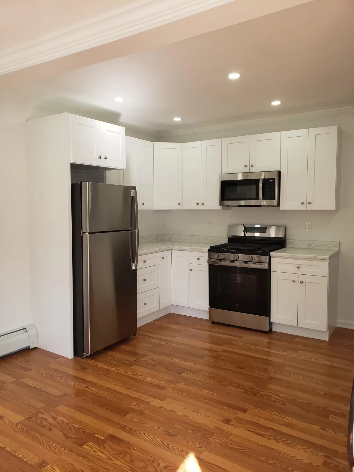  Roofing, Gutters & Decks