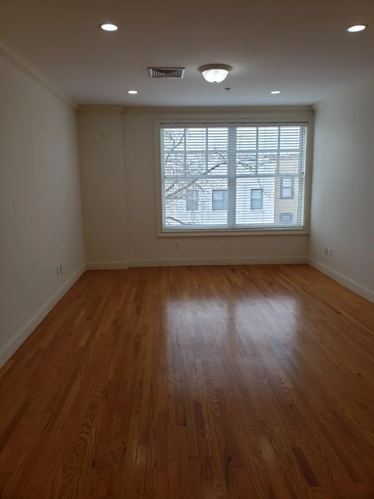 Fairfield, CT Interior & Exterior Painting