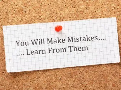 Learning from mistakes helps to make smarter decisions