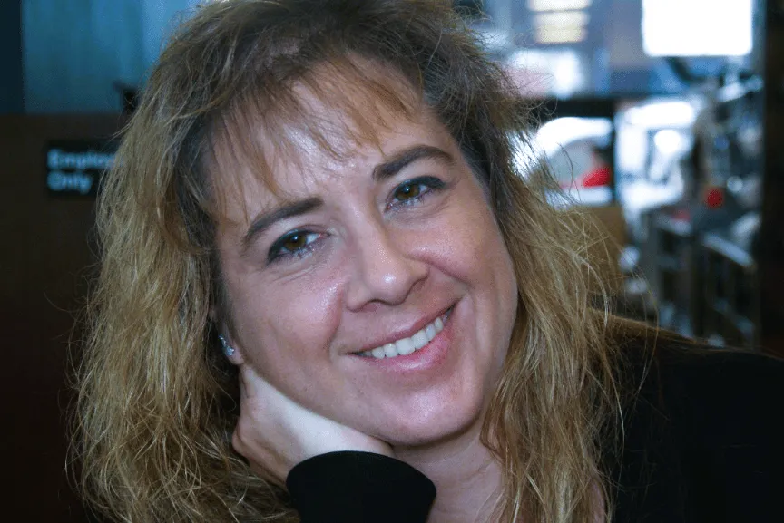 shutterstock_2214648355 png