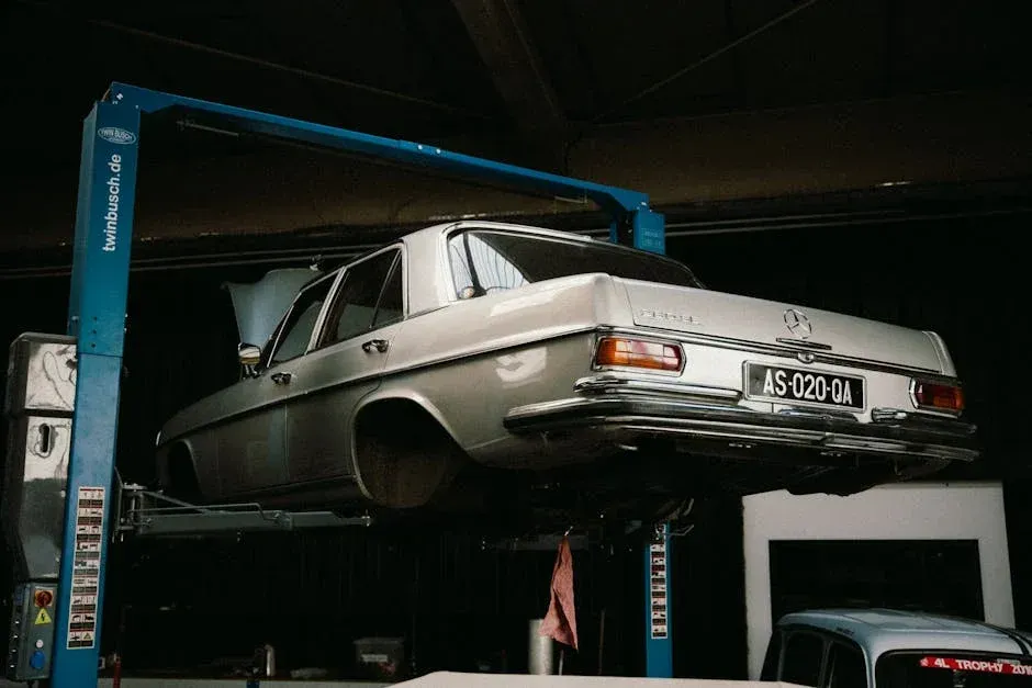 How to Spot a Real Certified Mercedes-Benz Mechanic in the Wild