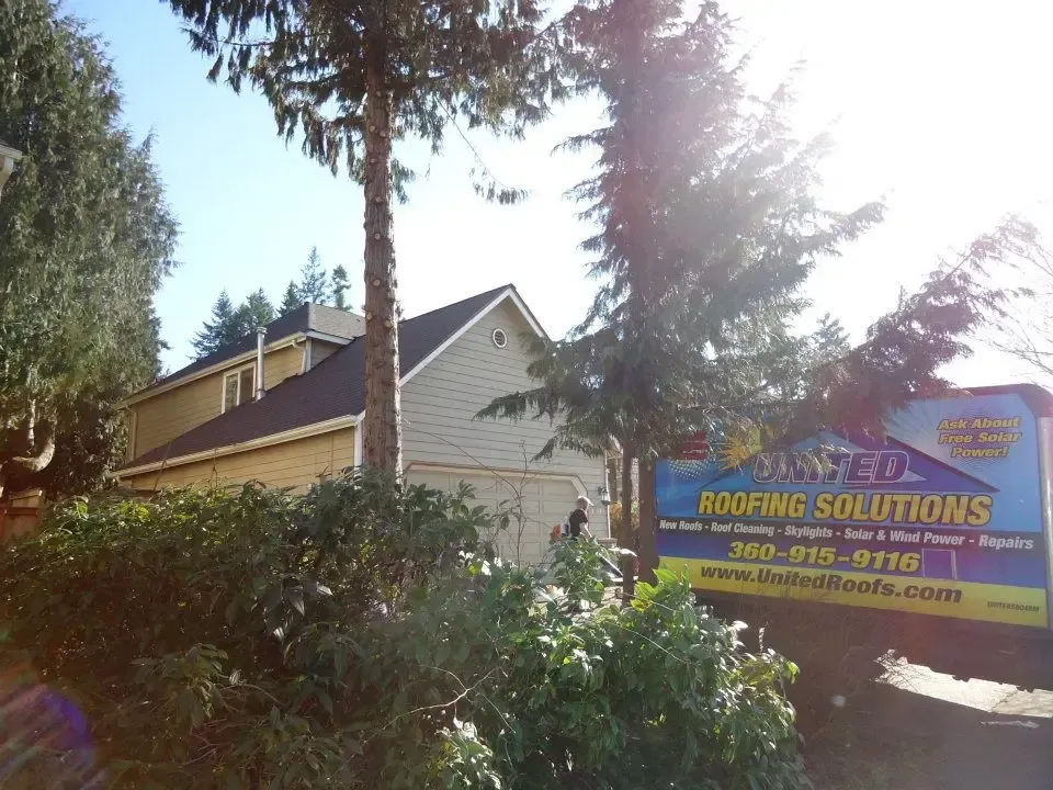 roof being replaced in yem