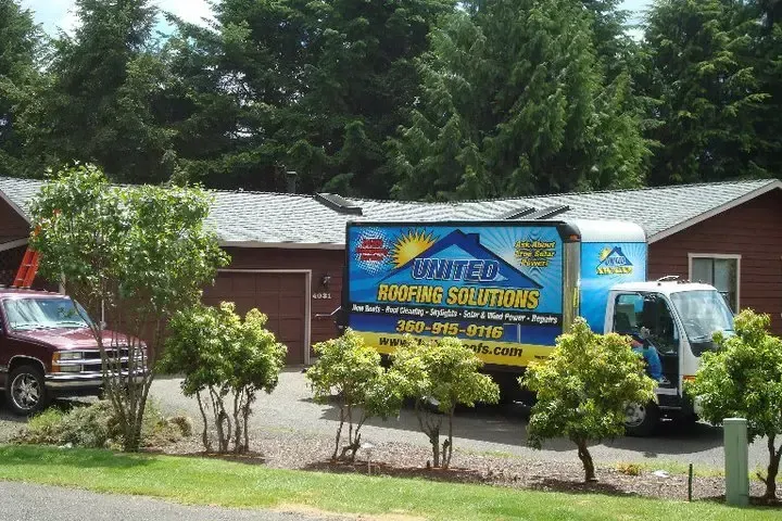 New roof installation in West Olympia neighborhood