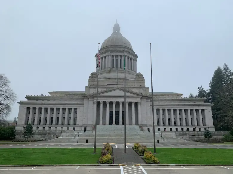 Olympia capital building view from outside