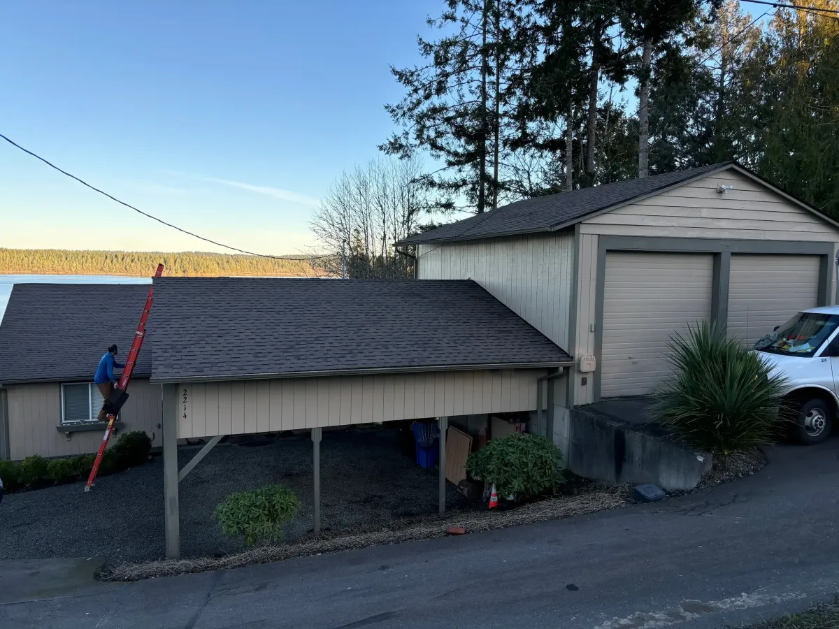 Roof replacement in Tanglewilde, Lacey WA — architectural shingles installed by United Roofing Solutions