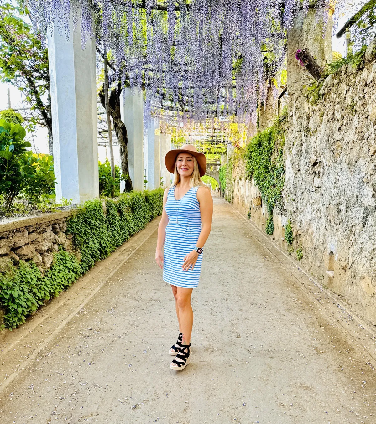 Nichole Willard coaching Christian women speaking events