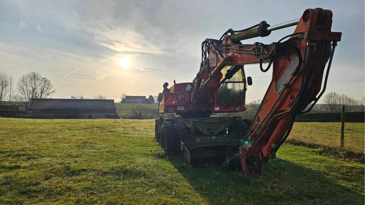 landscape excavation