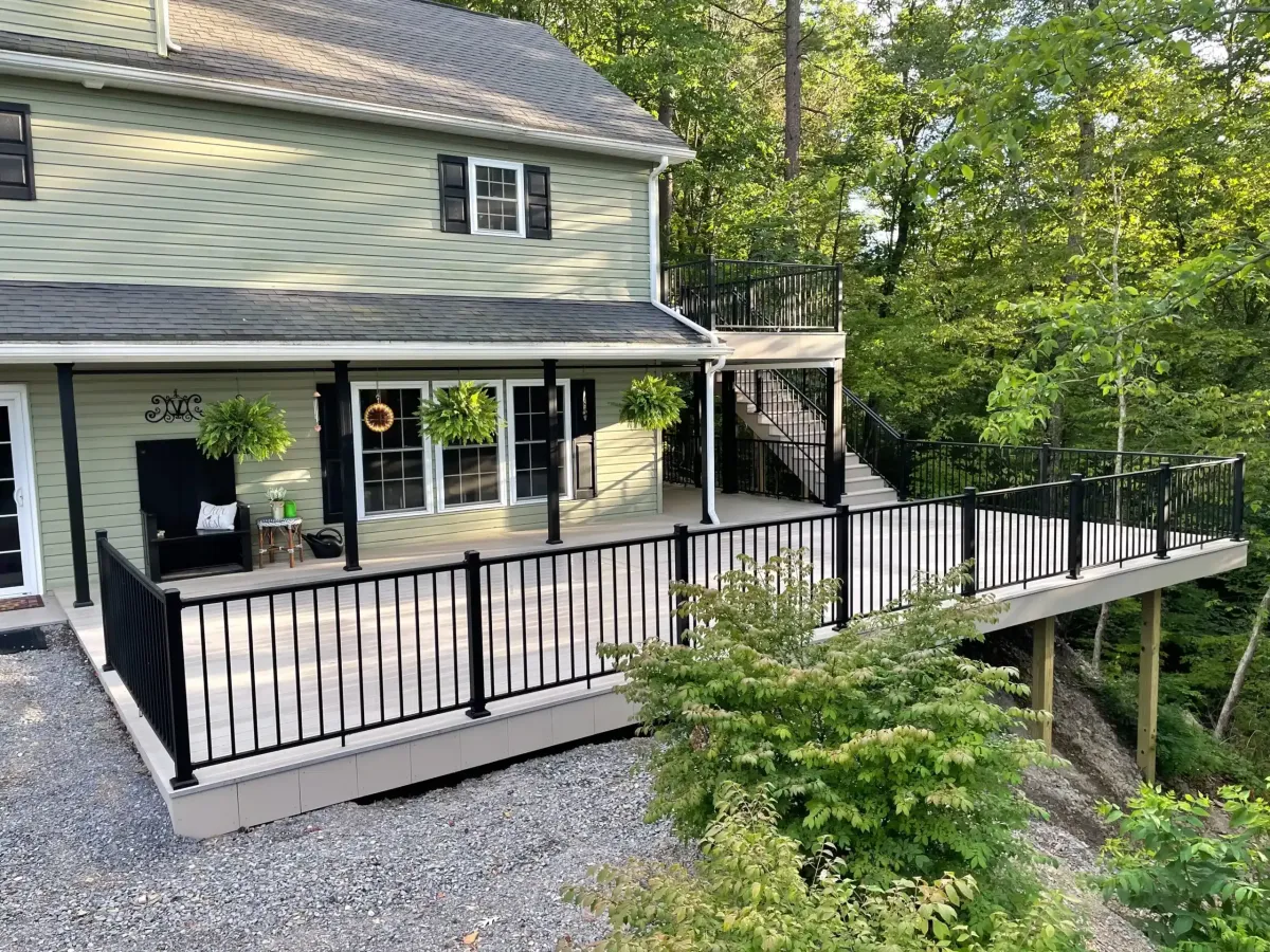 Harrisburg Fence & Deck Install Deck in Harrisburg, Pennsylvania