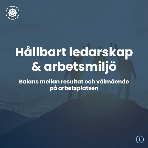 Tre personer på toppen av ett berg – symbol för hållbart ledarskap, arbetsmiljö, teamwork och välmående