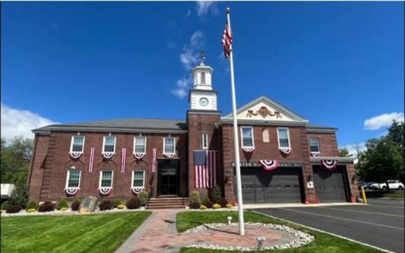 Cedar Grove Municipal Hall and Business
