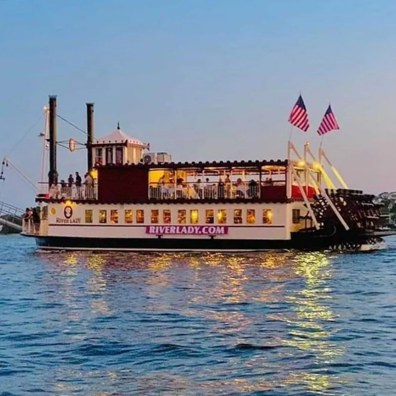 River Lady fun cruise in Ton's River