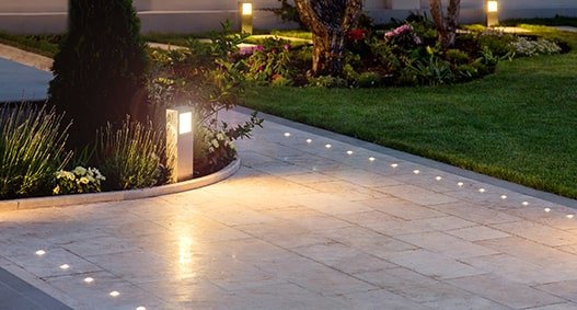 Outdoor Lighting in Roselands