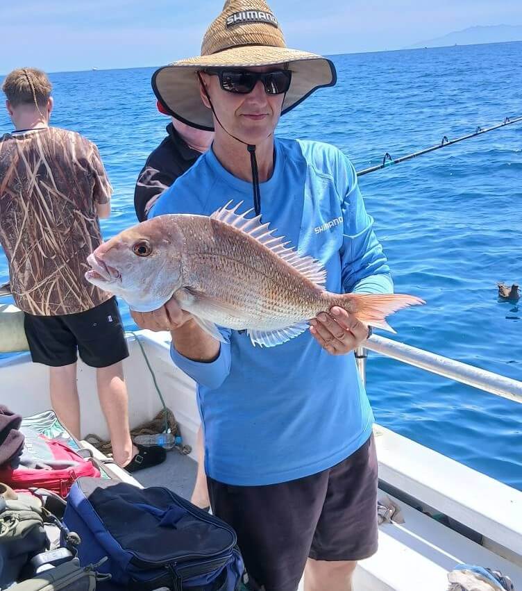 Snapper and kingfish caught on JD’s full-day fishing charter Auckland