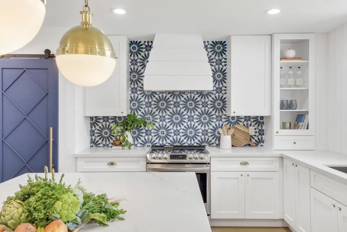 Buying and selling a home at the same time in Northwest Louisiana doesn’t have to be stressful. Learn how real estate agent Chasudy Wilhelm helps homeowners plan smarter and move with confidence.