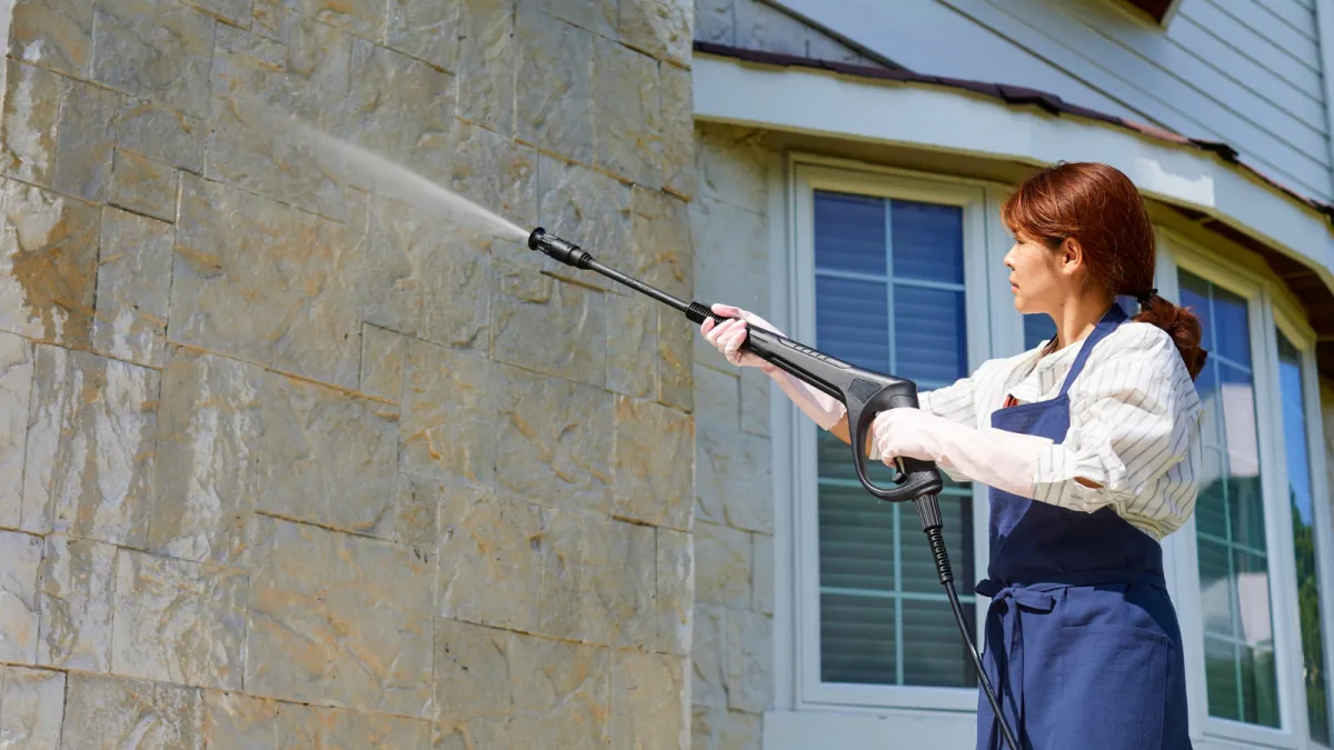 Drywall repair and seam filling PEI service