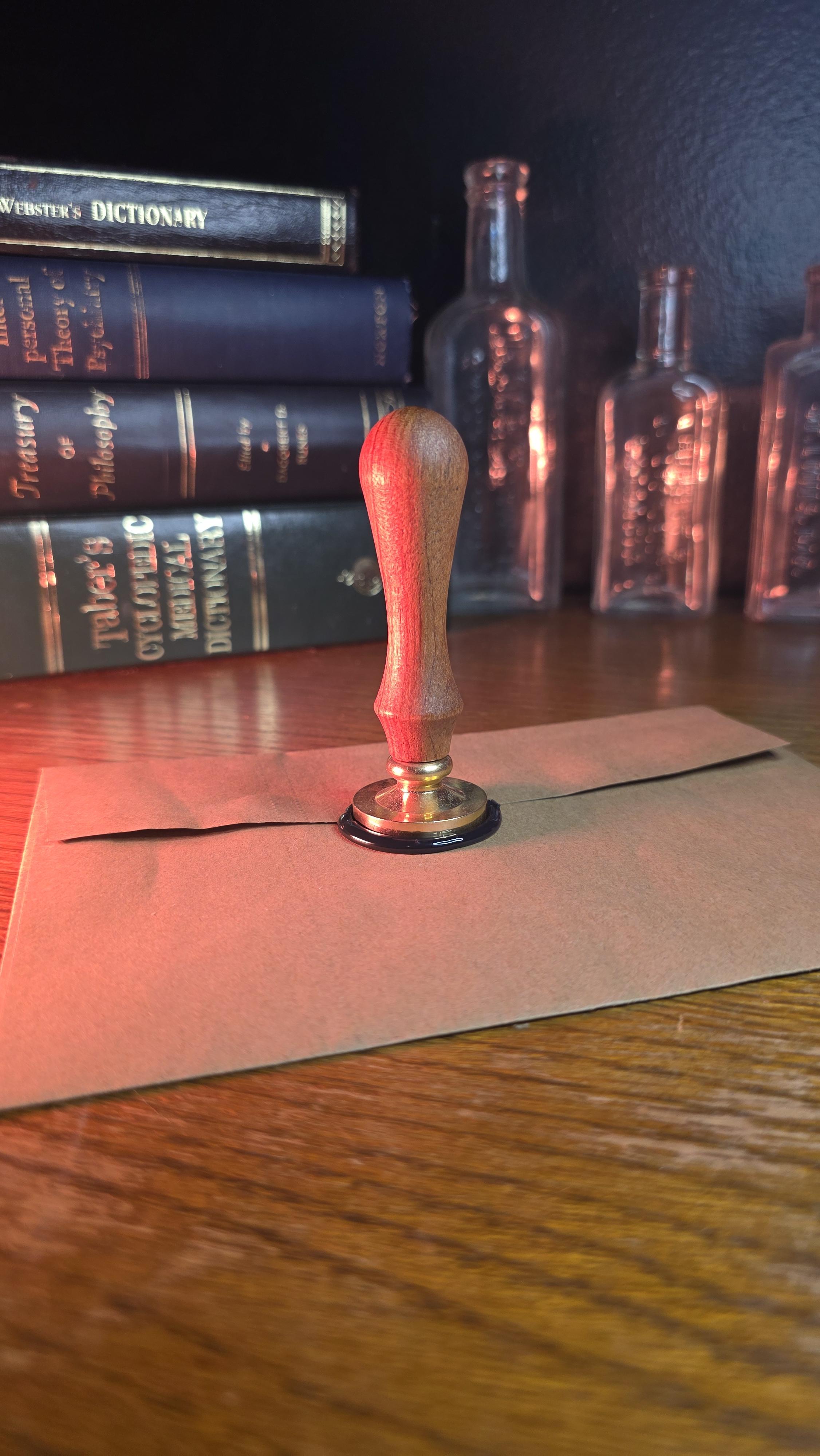 Analytics screenshot of revenue dashboard highlighting $600k with magenta annotations and teal callouts on pale pink background