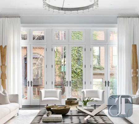How Agents Structure Competitive Offers in Tight Markets