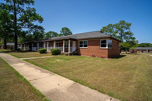 Albany Concrete builds and installs driveway 