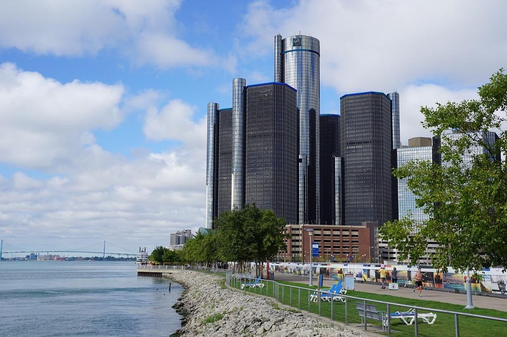 🎸 Motor City Weekend Escape: Explore Detroit’s Biggest Attractions with Good Faith Rentals in Hazel Park, MI