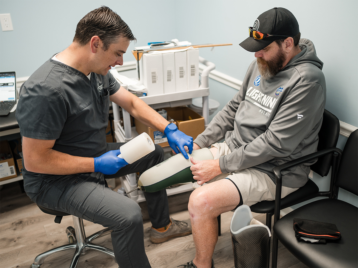 you have a choice when comes to your prosthetic or orthotic provider. choose floyd brace today.