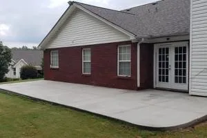 Athens Concrete builds and installs Slab.