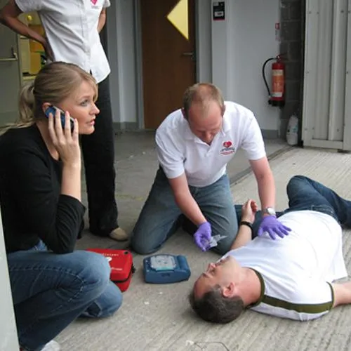 EMERGENCY FIRST AID  AT WORK