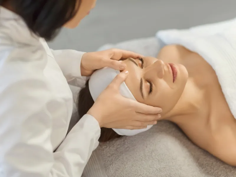 Organic facials, hydrodermabrasion, LED therapy, and customized peels.