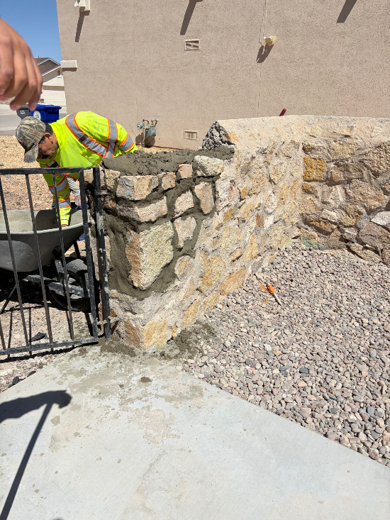 El Paso Rock Walls
