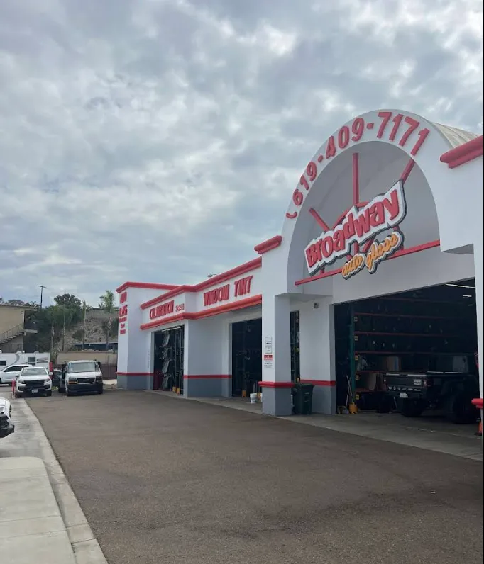 Broadway-auto-glass-shop-san-diego
