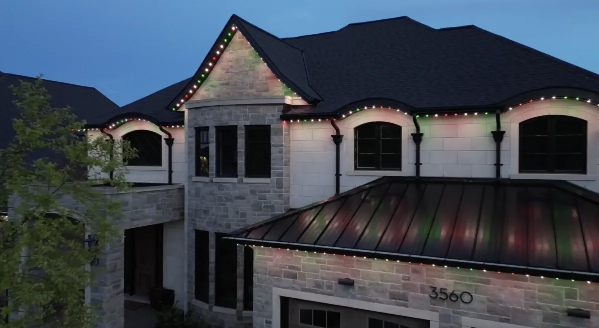 Celebright Lights Permanent Outdoor Christmas Lights Soffit Lighting on Large Luxury Home