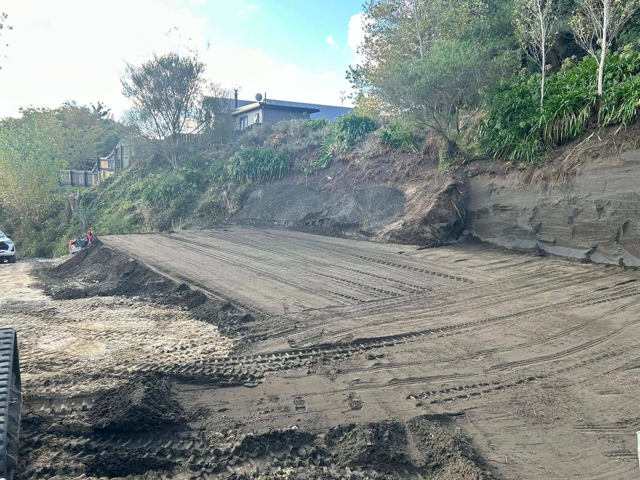 Ground levelling and earthmoving contractor in Whanganui