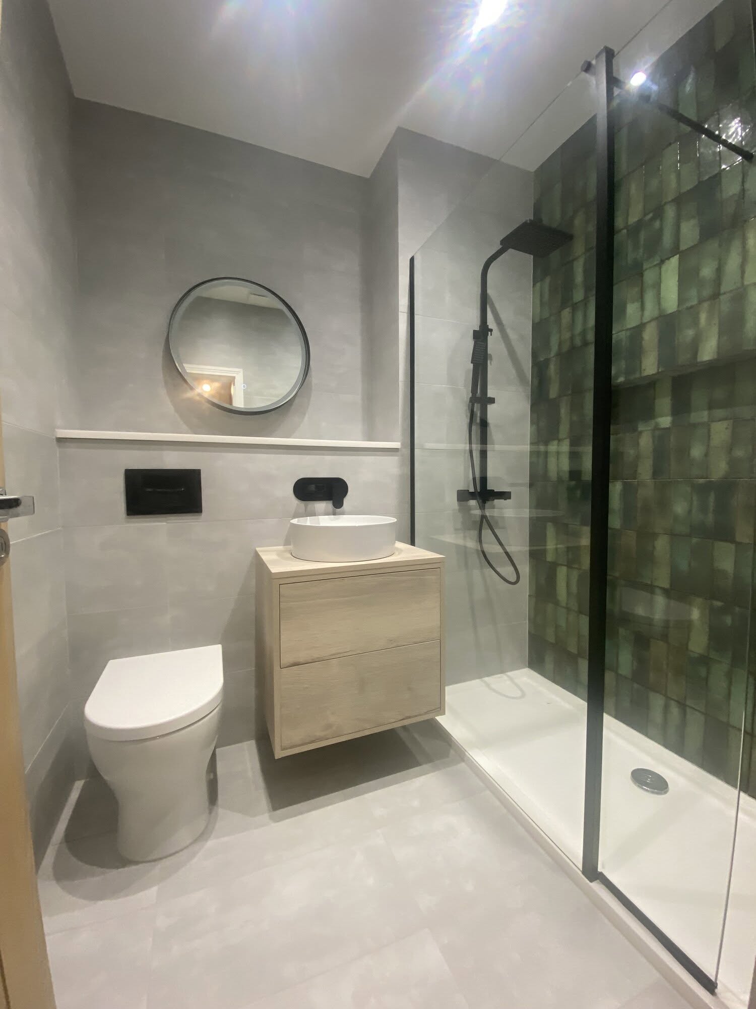 Full bathroom installation and part of a larger renovation project in Dundee 