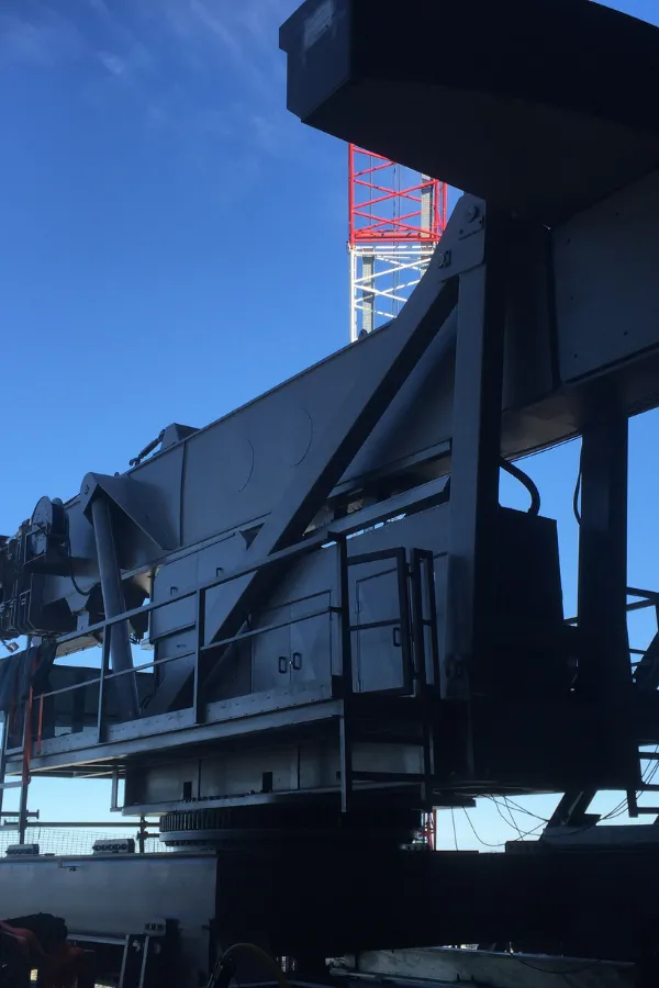 electrical and wiringof 90 tonne bmu