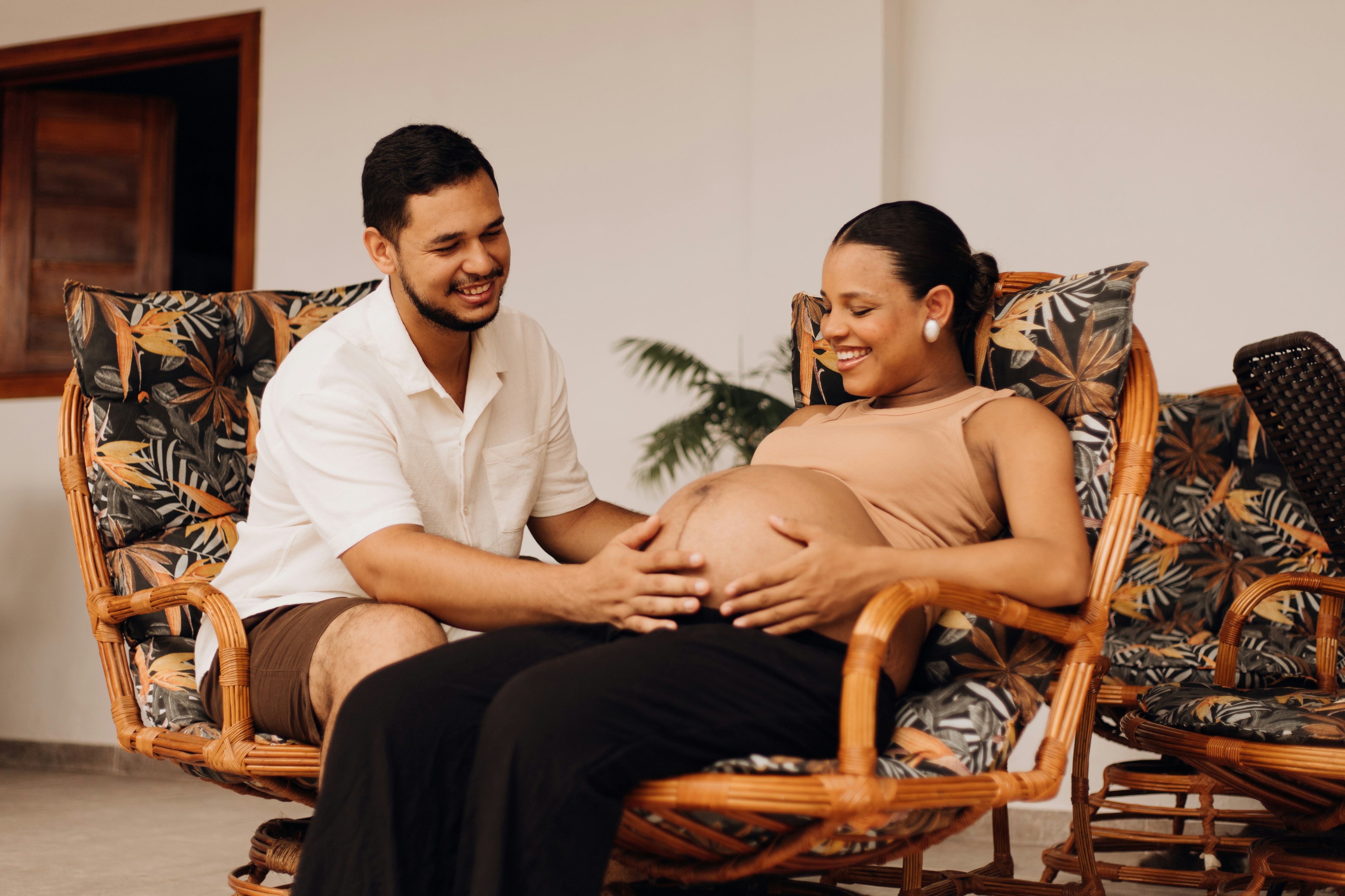 pregnant woman with her husband