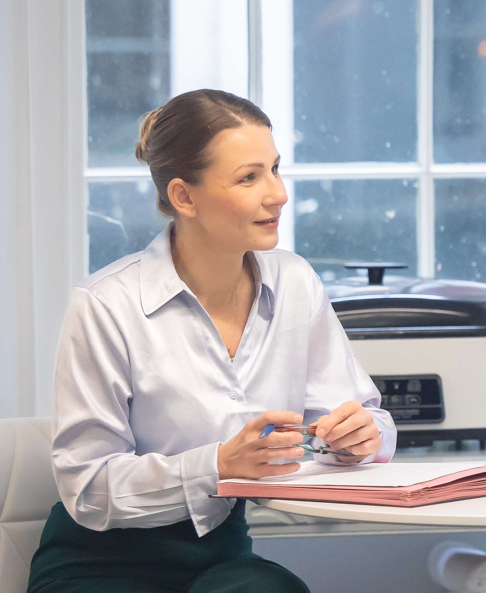 Svetlana providing a calm consultation setting