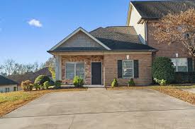 Cleveland Concrete builds and installs Driveway