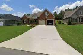 Cleveland Concrete builds and installs Patio