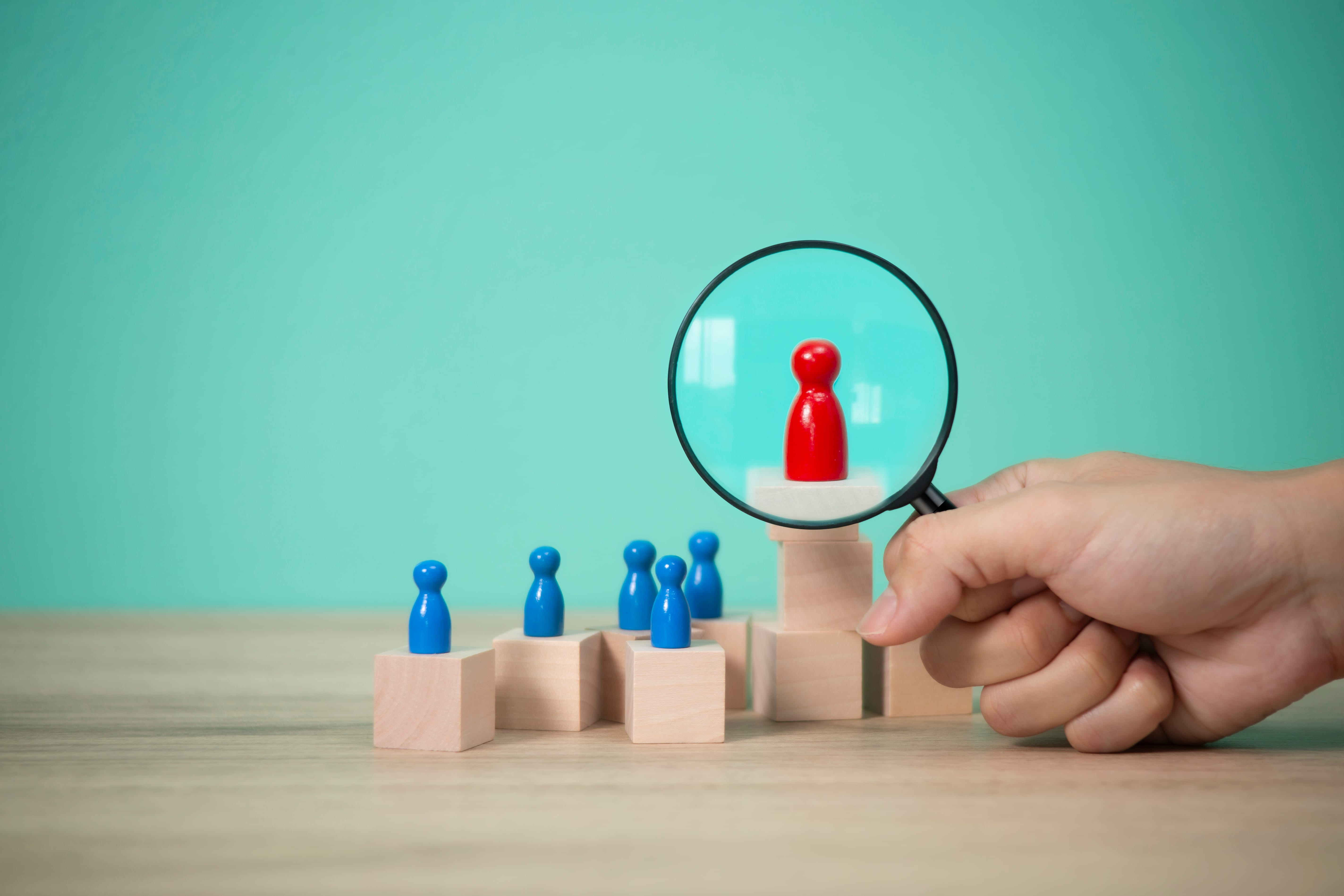 How Can You Build Manager Confidence Without Micromanaging in a Small Business?