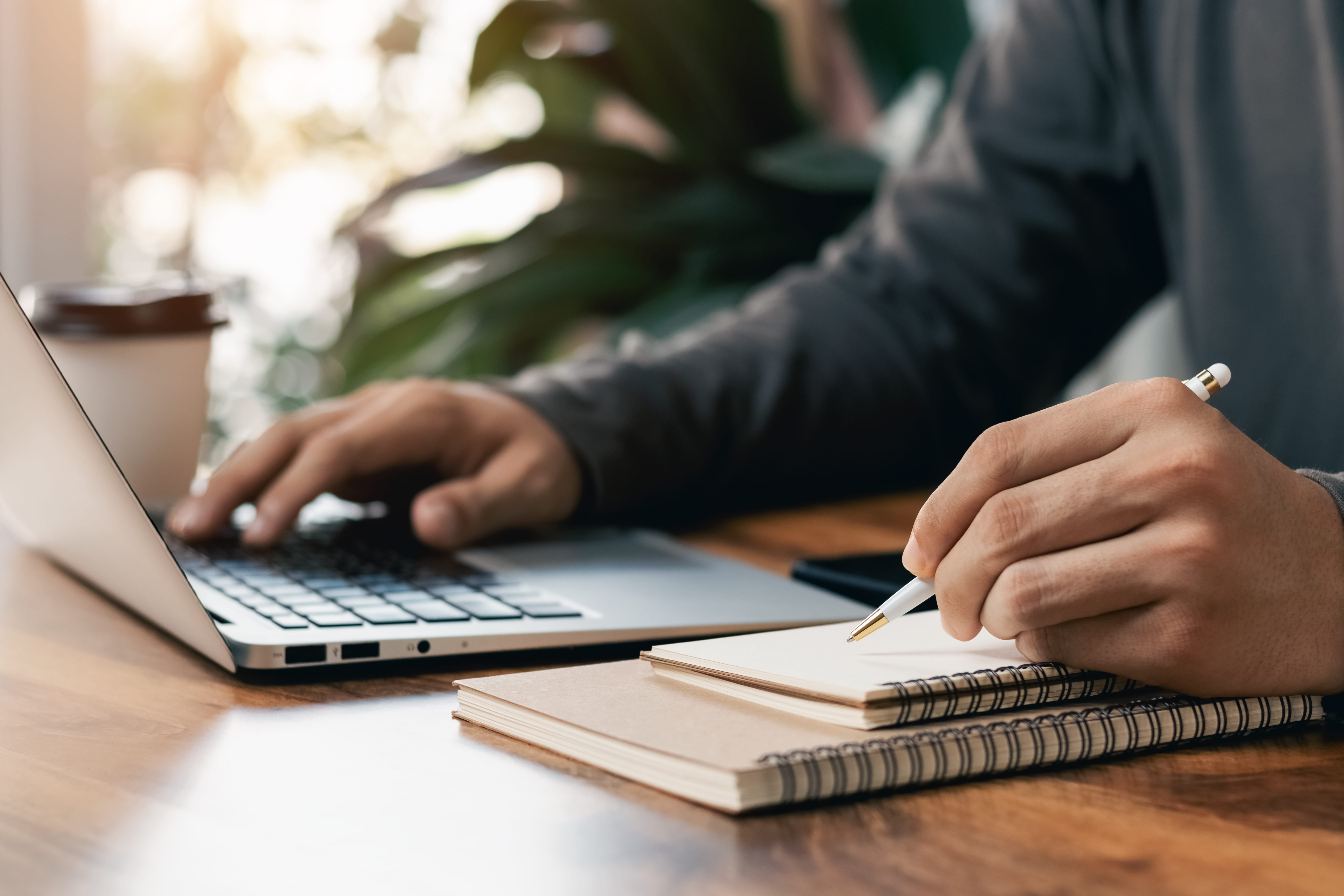 What Should Managers Write Down When an Employee is Underperforming?