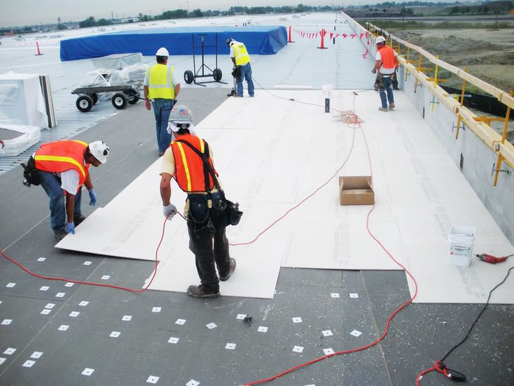 How Commercial Roofing Installation Impacts Property Value and Safety