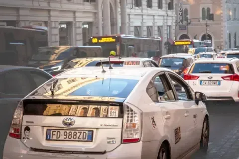 Expensive taxis to/from Rome