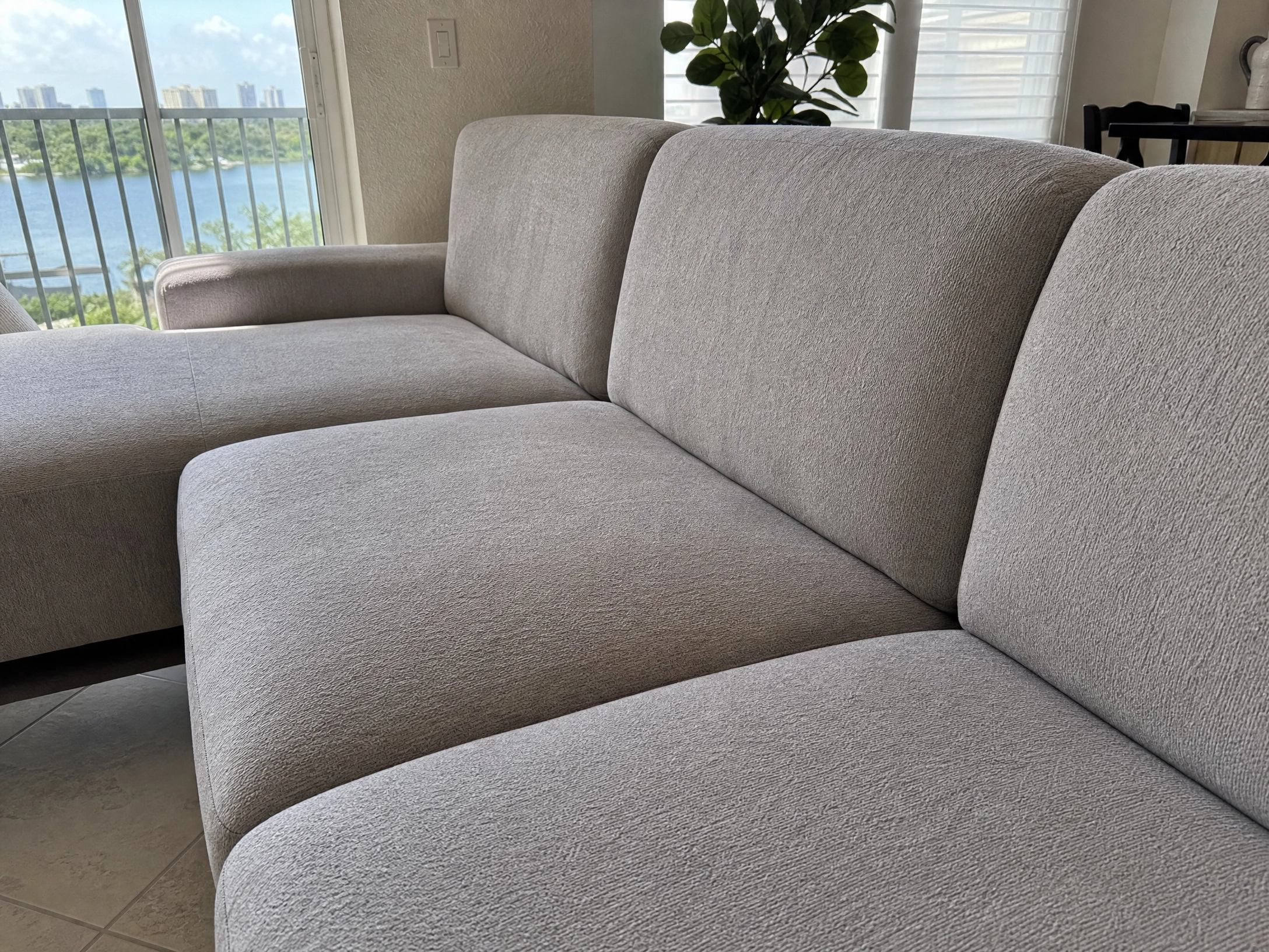 Land O' Lakes, FL Upholstery Cleaning