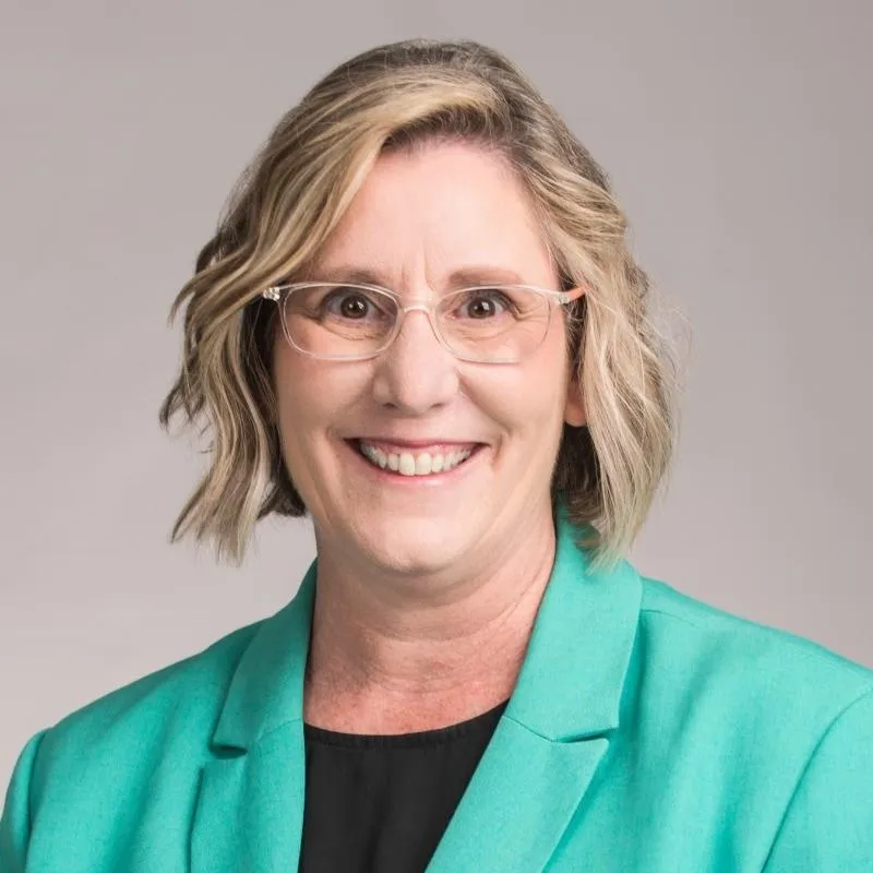 Lori-Ann Muenzer Messed Up Mondays